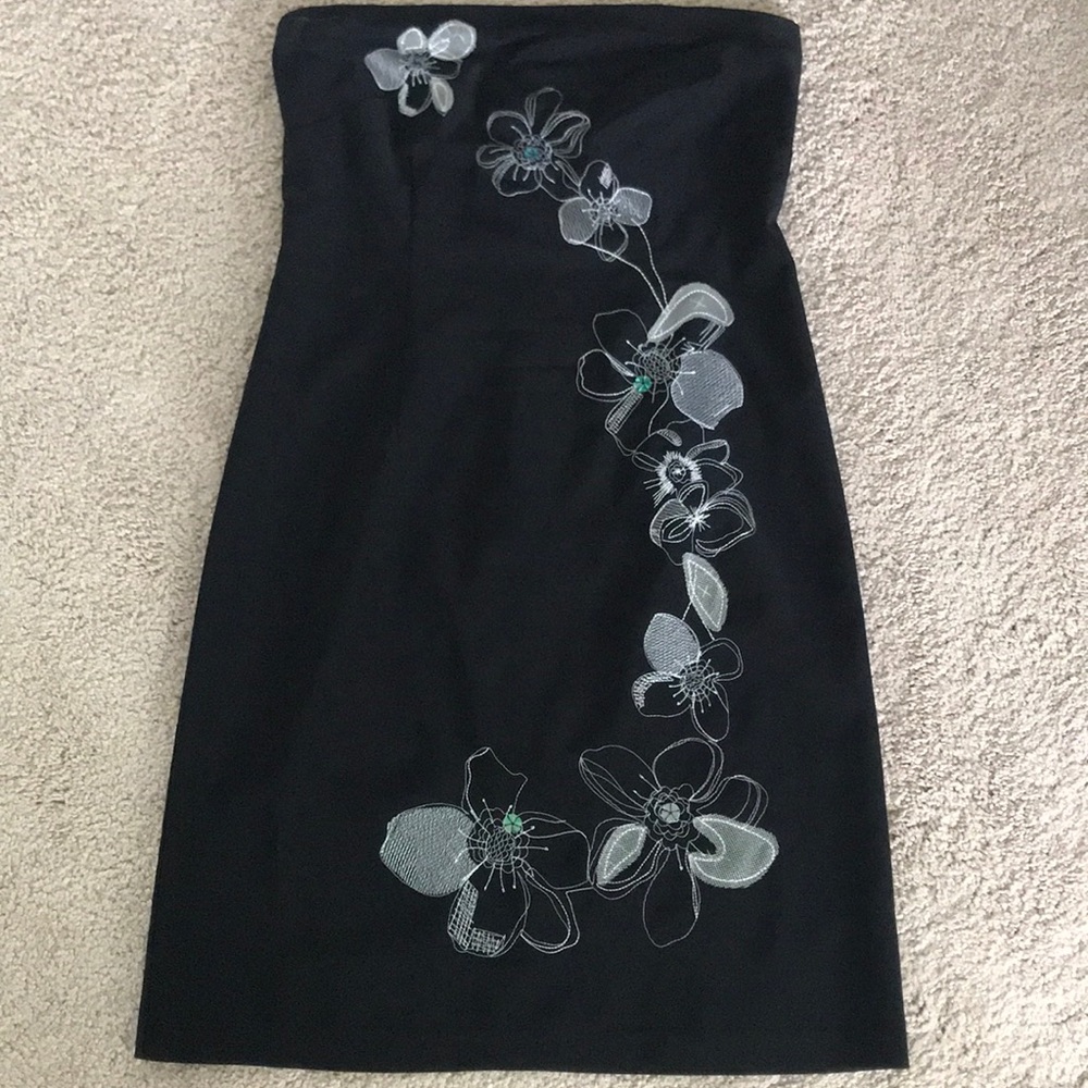 New York & Co fitted strapless dress
